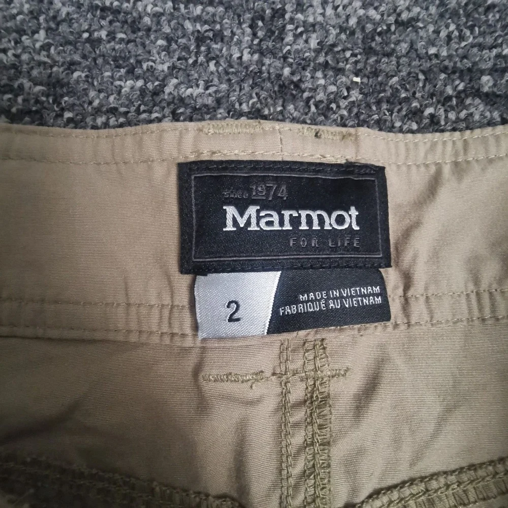 Women's Marmot Ginny Short | Color:‎ Brown | Sz: 2